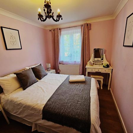 Lovely Flat Close To Shepherd'S Bush Διαμέρισμα Λονδίνο Εξωτερικό φωτογραφία