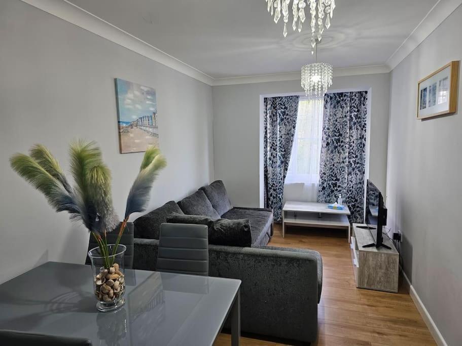 Lovely Flat Close To Shepherd'S Bush Διαμέρισμα Λονδίνο Εξωτερικό φωτογραφία